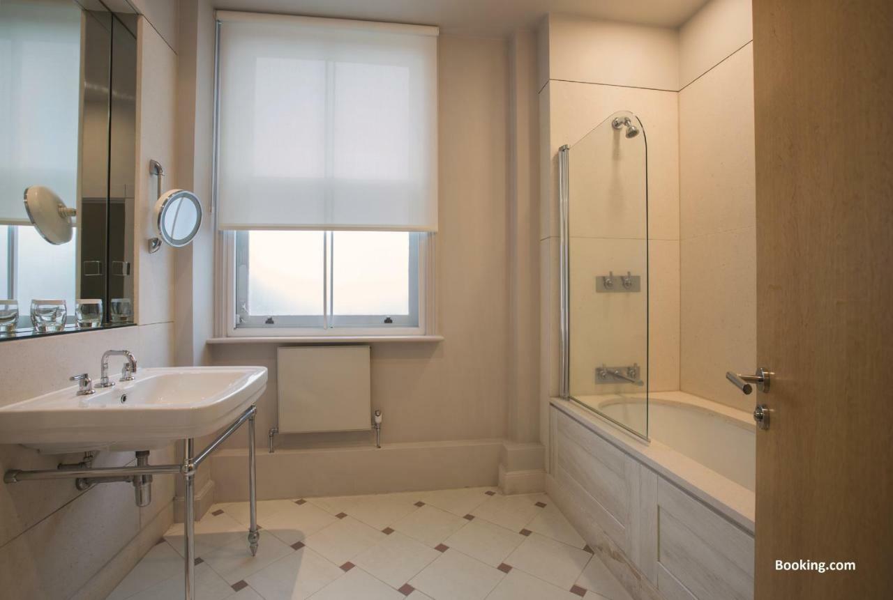 Woodlands Park Hotel Cobham  Luaran gambar